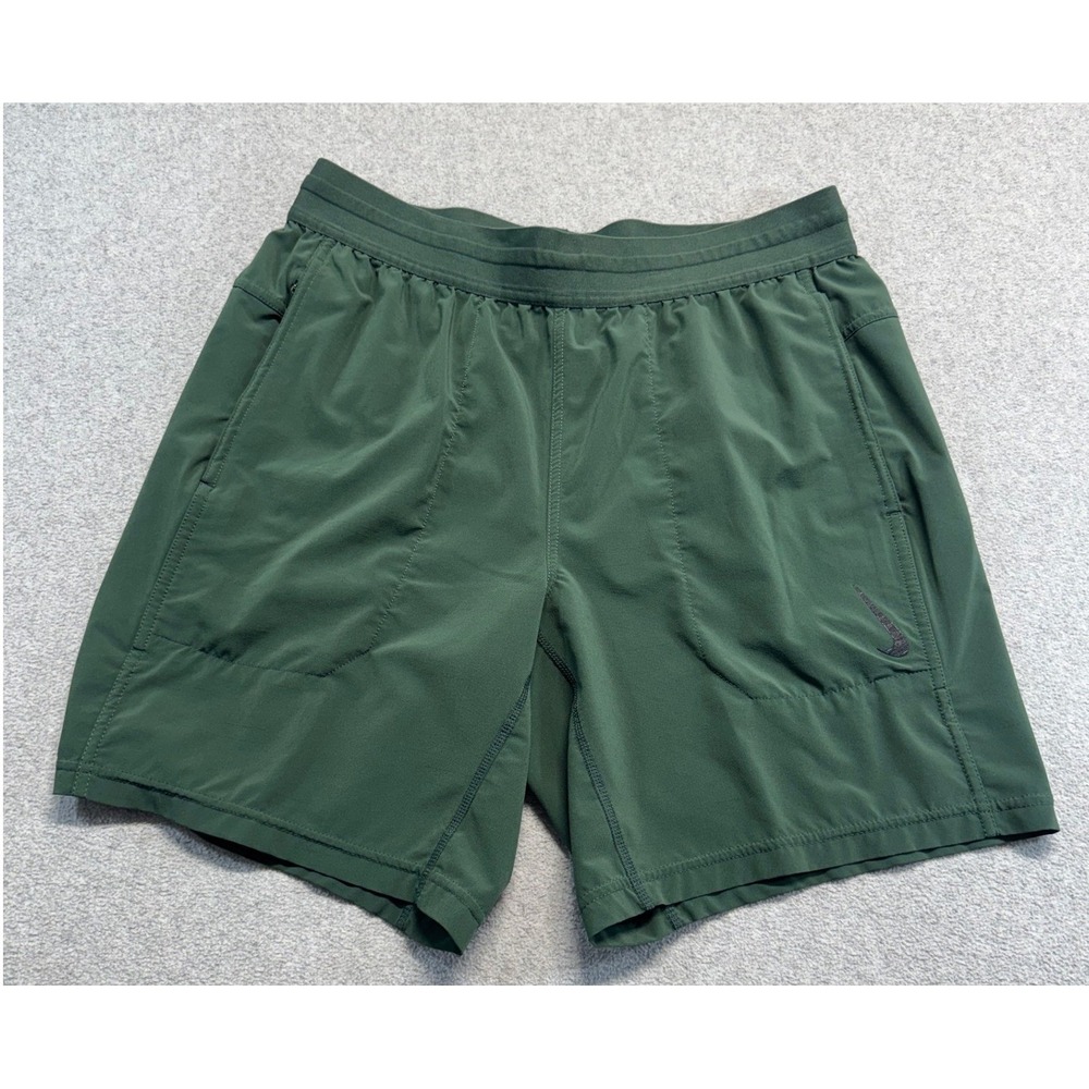 Nike Dri-FIT Shorts Mens M Green Standard Fit Athletic Training Running Pockets
